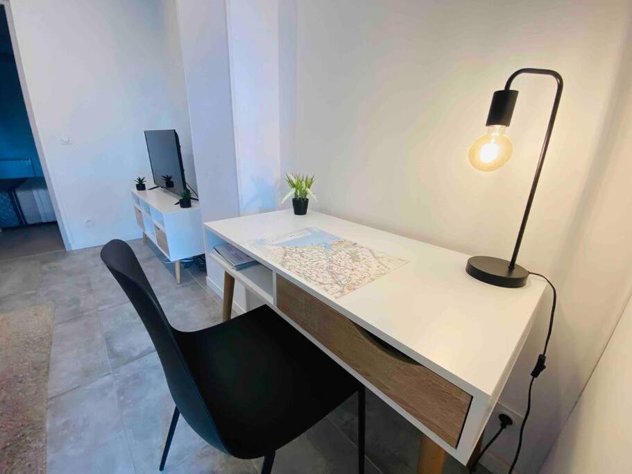 Appartement L'Escale Abbevilloise By H2C à Abbeville Extérieur photo